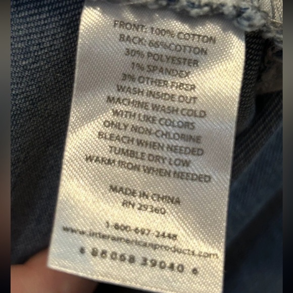 Dip Light Blue Denim Short Mid Rise Size 12 - Picture 3 of 3